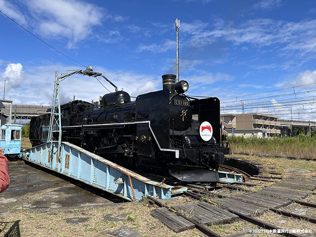 JR East C57-180 on the turntable at its home at Niitsu Depot