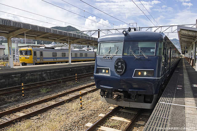 West Express Ginga (117系 - M117) at Shingu