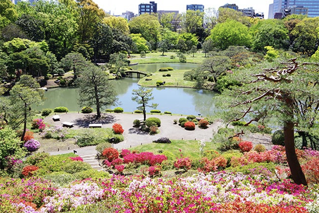 Sugamo -Rikugien (Park)