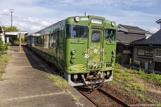 "00のはなし" KiHa47 car 1